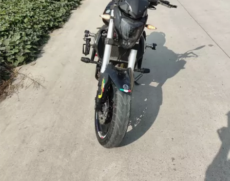 17年黄龙300审车到25年！看上联系改装...