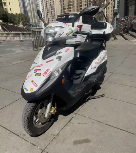 20年中旬上牌豪爵vf100，安全行驶10...