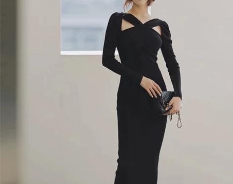 ?泰国潮牌女秋冬优雅高贵气质黑色交叉镂空罗...