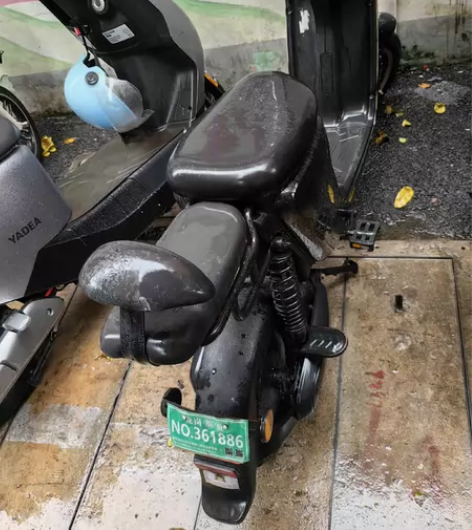 出闲置电动车，搬家用不上了，有一个小电池，...