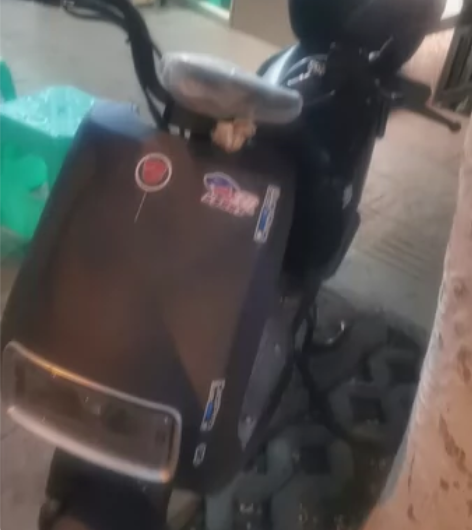 新国标电动车，蓝牌 带电池续航30公里车况...