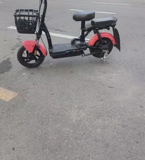 台铃电动车，9成新，国标蓝牌，电池在保。 ...