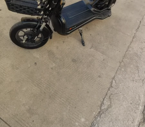 个人雅迪电动车，成色新。 雅迪电瓶车，60...