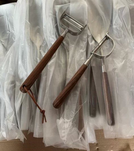 【胡桃木削皮刀】304不锈钢削皮器家用厨房...