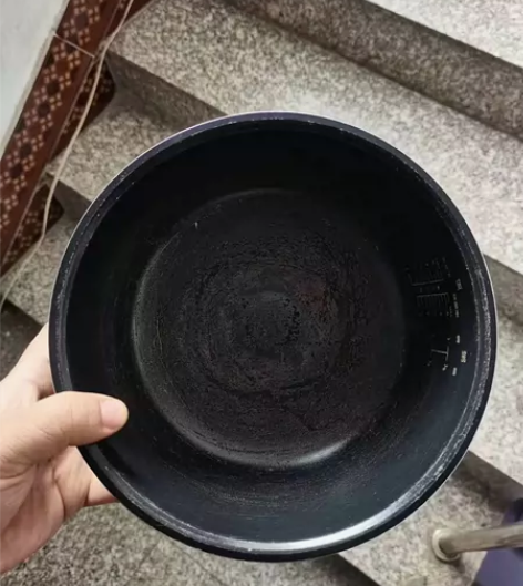自用8成新，包邮。谁便宜。米家小米电饭煲电...