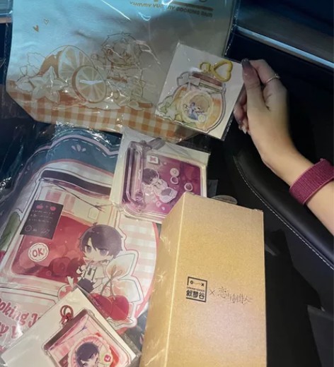 叙梦谷x恋与制作人官方授权合作 夏日集市系...