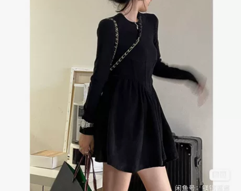 气质黑色长袖蓬蓬连衣裙 面料厚实 很软糯很...