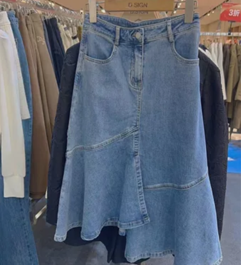 DSING鱼尾裙 今天刚买的 感兴趣的话点...