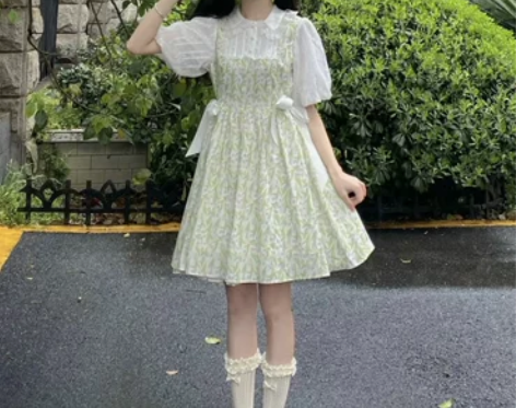 2022新款夏季高级感假两件娃娃领绿色碎花连衣裙子女胖mm遮...