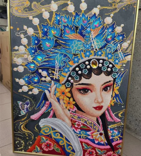 纯手工钻石画，带框，《花旦》61×91。原...
