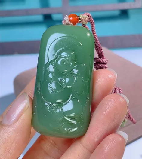 和田玉俄罗斯碧玉佛引福来挂件   尺寸49...