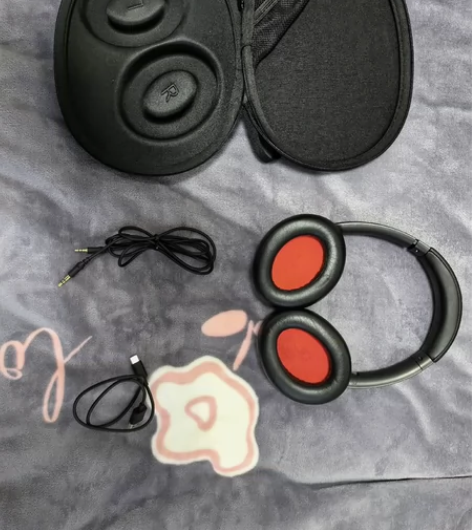 通勤  拍照   暗黑风耳机    1MO...