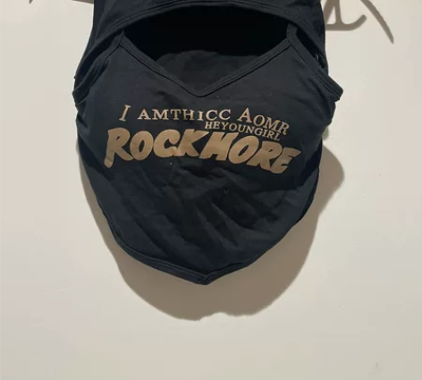 黑色假两件鱼骨款背心，纯棉舒适，百搭显瘦，...