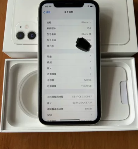 苹果iPhone 11自用,白色128G内...