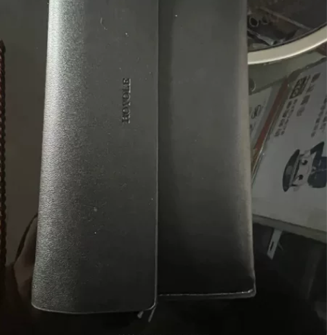 royole2 代 12+512 屏幕漏液...