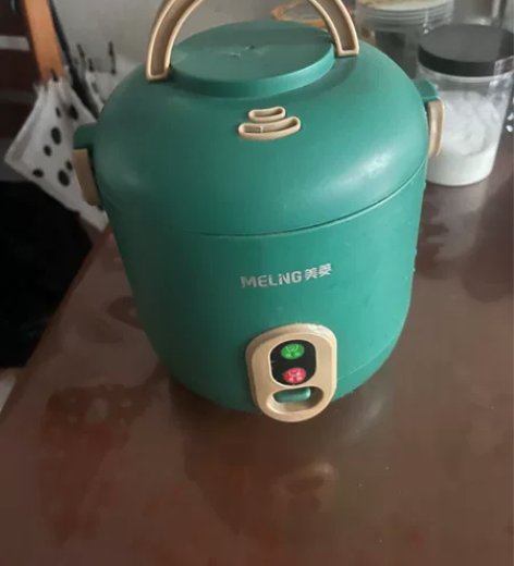 转卖美菱二手迷你电饭煲1.5L，需要自提 ...