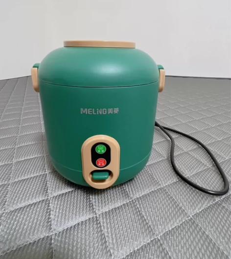 美菱迷你电饭煲，型号容量都拍出来了，用一次...