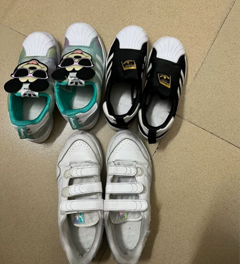 Adidas男童鞋一口价 新旧、磨损、脏污...