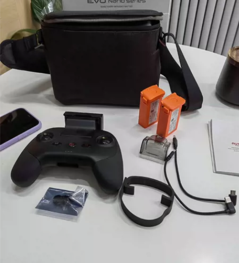 出售道通nano+配件一套 没飞几次，飞机...