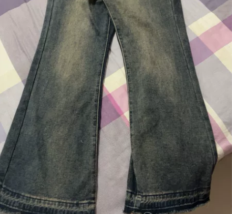 复古牛仔蓝不贴腿微喇S码牛仔裤 感兴趣的话...