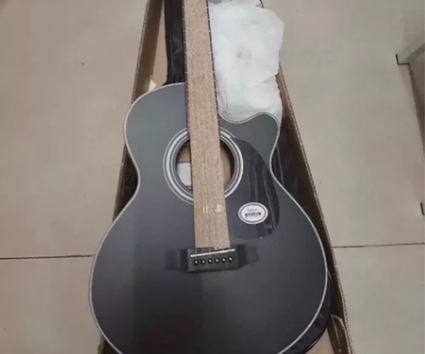 正品sagasf600c全新SAGA吉他萨...