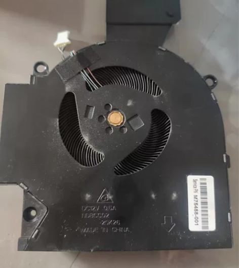 暗影精灵7gpu风扇一个，清灰把盖子打开的...