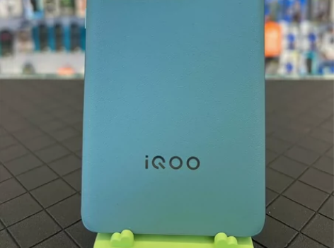 98新vivo iQOO 11国行绿16+...