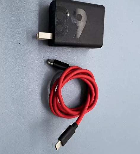 摩托罗拉 moto s30 pro  12...