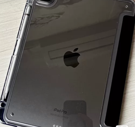 自用出 送笔和键盘的 iPad2021款2...