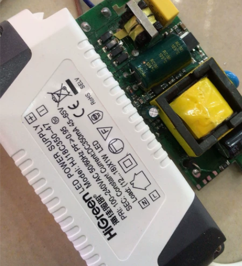 全新高效率LED驱动器电源45-65v 3...