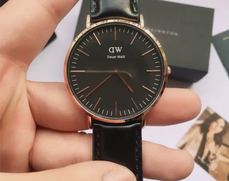 dw手表带手镯全套包装小票 显白显气质 又...