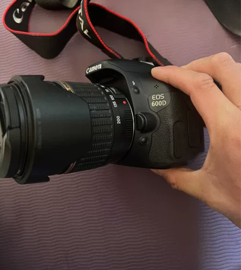 佳能600d，18-200套机，99新，买...