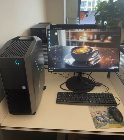 公司倒闭，低价处理95新小外星人品牌台式电...