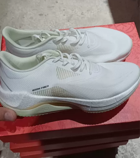 李宁超轻20代夏季女跑鞋图一37码，图二3...