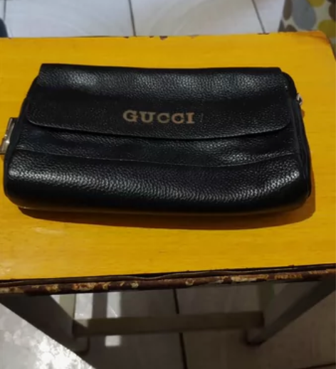 基本全新的的男式手袋，手腕扣式带形式，好用...