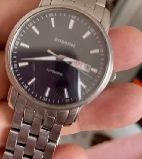 罗西尼全自动机械男表,品相不咋地,功能完好...