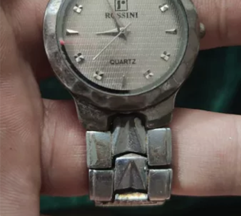 B236品牌石英表，罗西尼品牌男表，几十年...