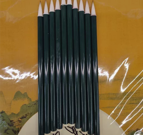 便宜清库存兼毫白云毛笔小楷，笔肚饱满有弹性...