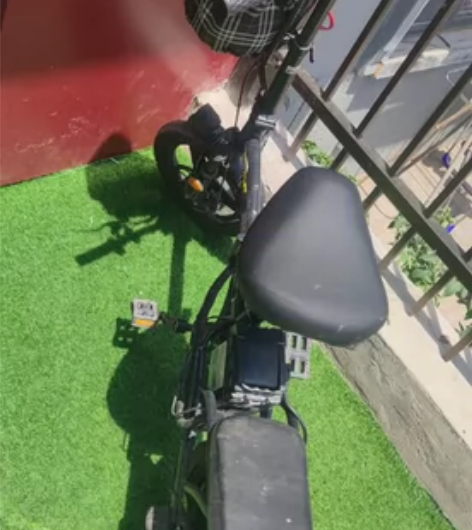 折叠自行车，48V15A，便宜出售，无法邮...