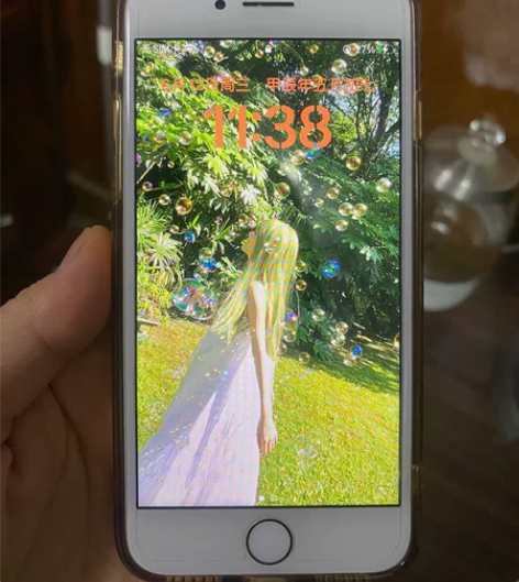 iPhone8 功能流畅，小女生自用，现在...