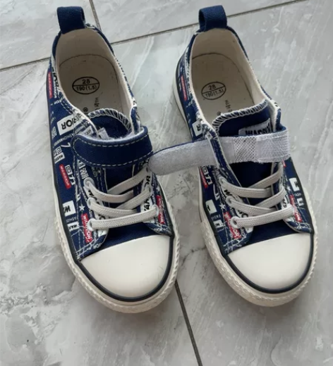 回力板鞋，28码，内长190。全新 感兴趣...