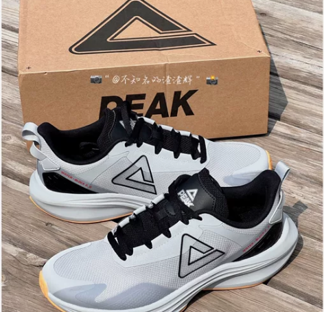 【43码全新】匹克+御水2.0+休闲运动跑...