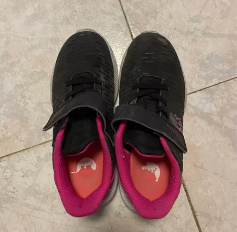 361度运动鞋，35码，8成新，30 元 ...