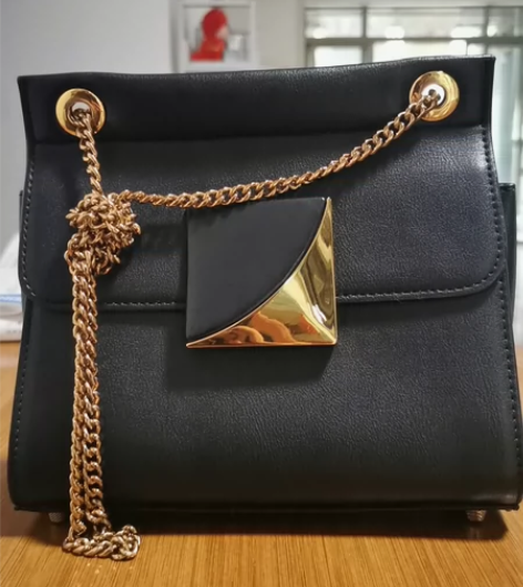 稻草人真皮包，手提斜挎，九五新，无瑕疵污渍...