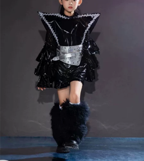 女童机车服，星光游乐园机甲装儿童元宇宙未来...