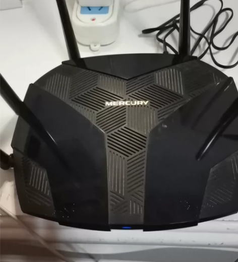 ?功能成色：黑色 参数配置：1900M  ...