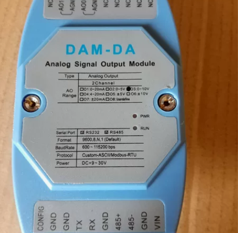 全新库存没包装DAM-DA模块一个，实物图...