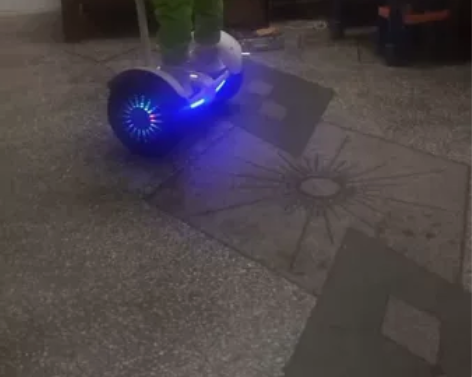 领奥平衡车，功能正常，36V电池。能跑多远...
