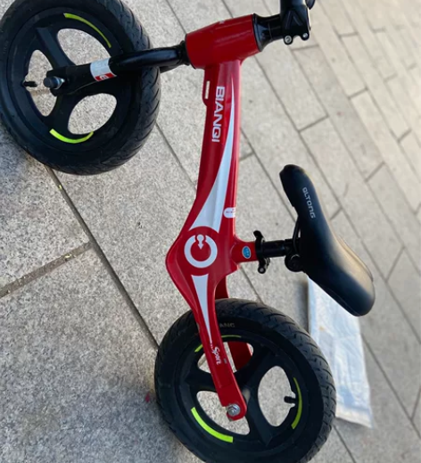 德国儿童平衡车1-2-3-6岁宝宝无脚踏自...