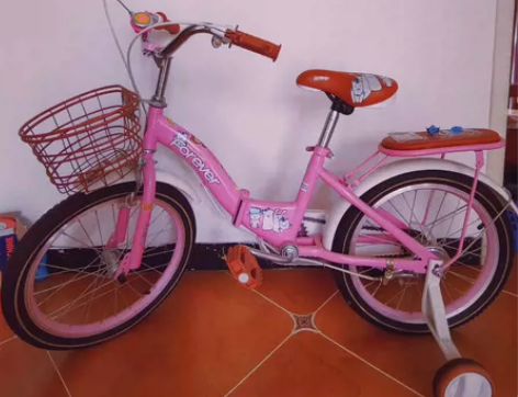 永久十八寸儿童自行车,颜色适合女孩子,有辅...